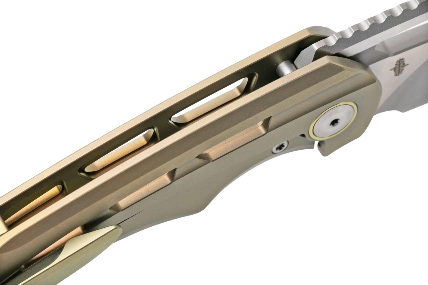 Bestech Fairchild BT2202D Satin, Gold Titanium Navaja - Imagen 6